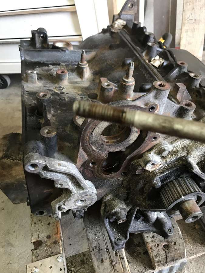 Jeep Cherokee детали двигателя