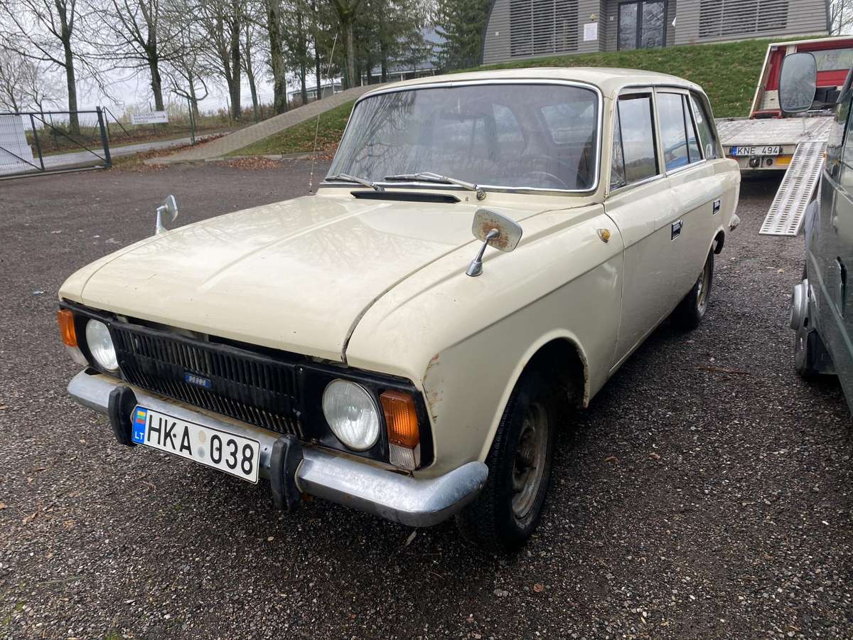 Moskvich 412 Visa arba dalimis