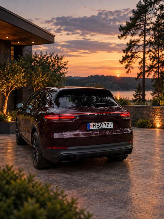 Porsche Cayenne - 2