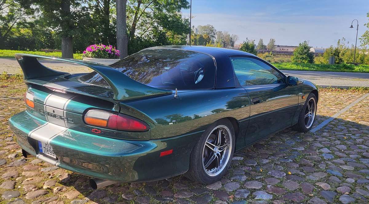 Chevrolet Camaro - 2