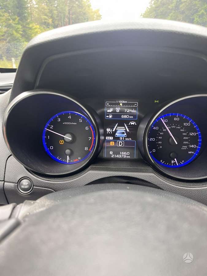 Subaru Legacy - 11