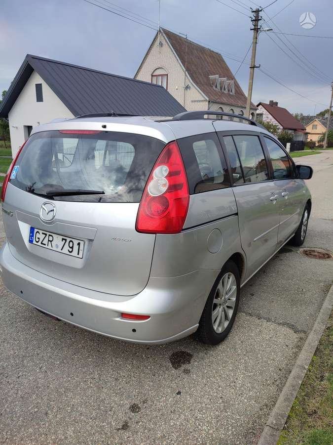 Mazda 5 - 10
