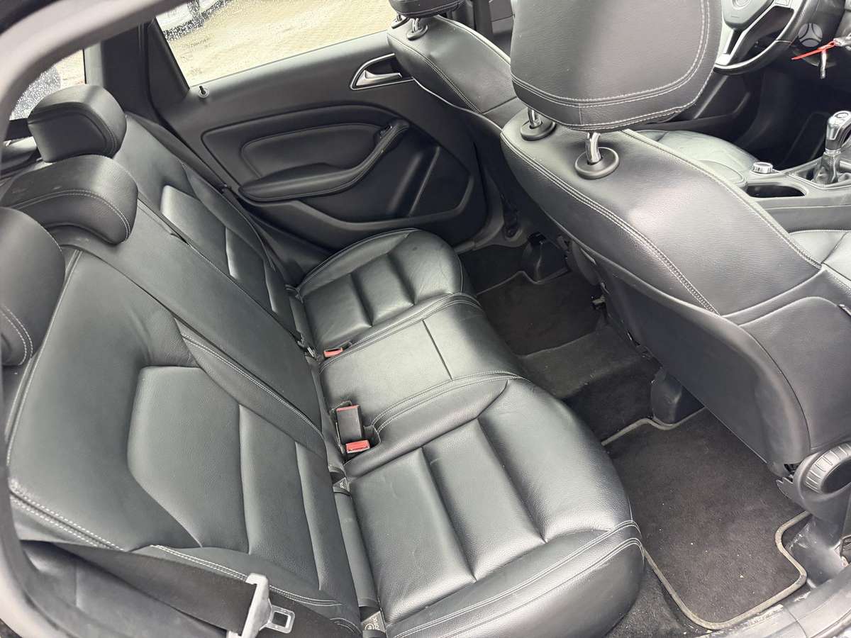 Mercedes-Benz B200 - 6