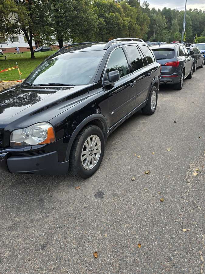 Volvo XC90 - 2