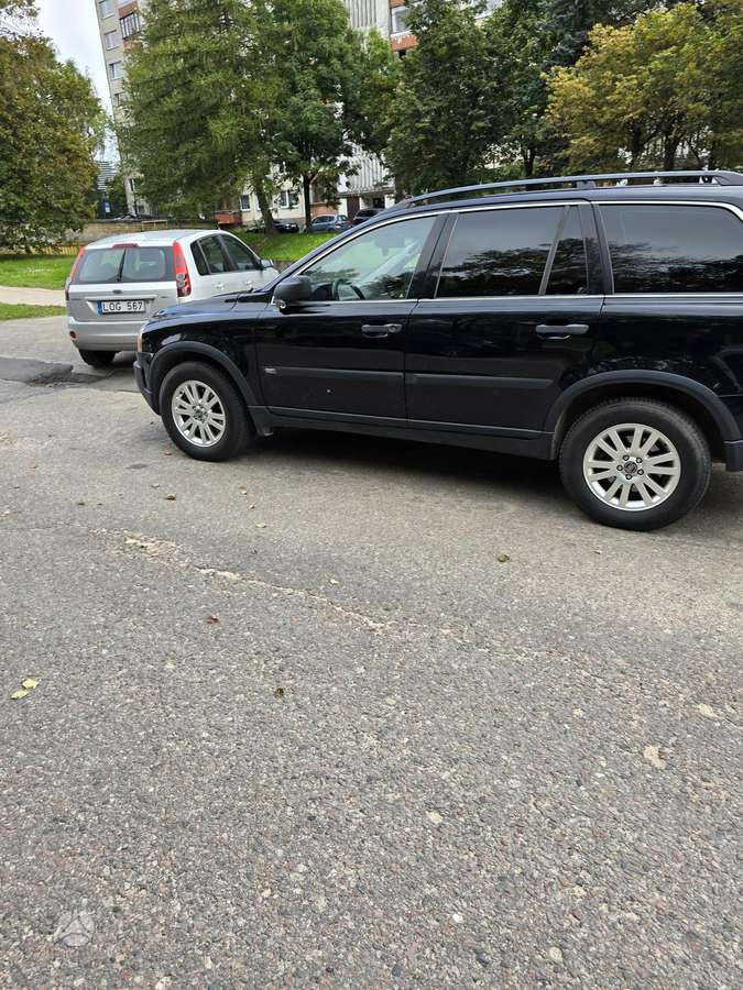 Volvo XC90 - 3