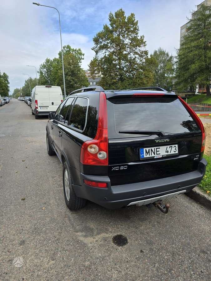 Volvo XC90 - 4