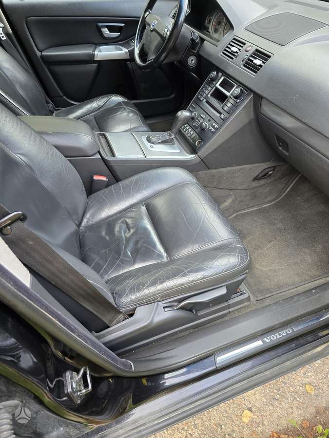 Volvo XC90 - 7