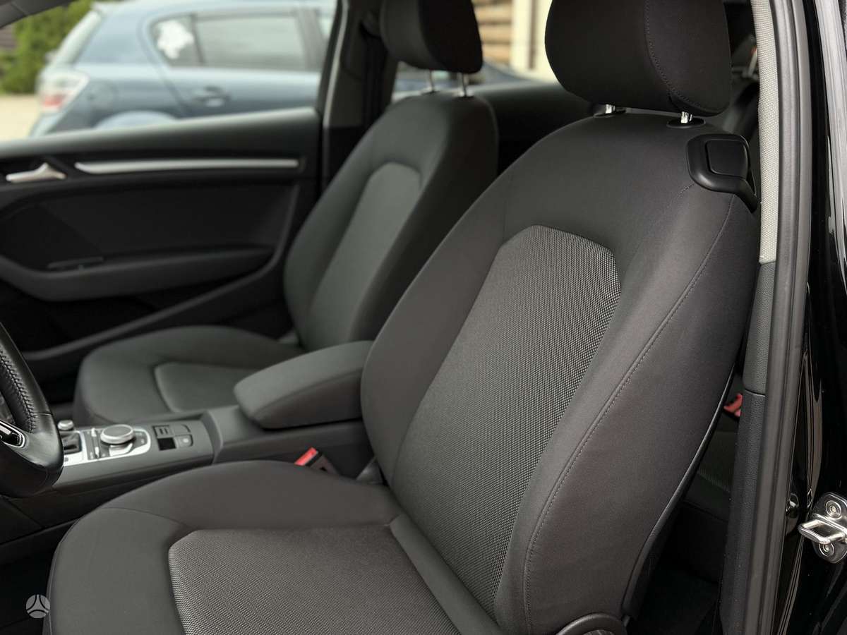Audi A3, 1.6 l., Хэтчбек