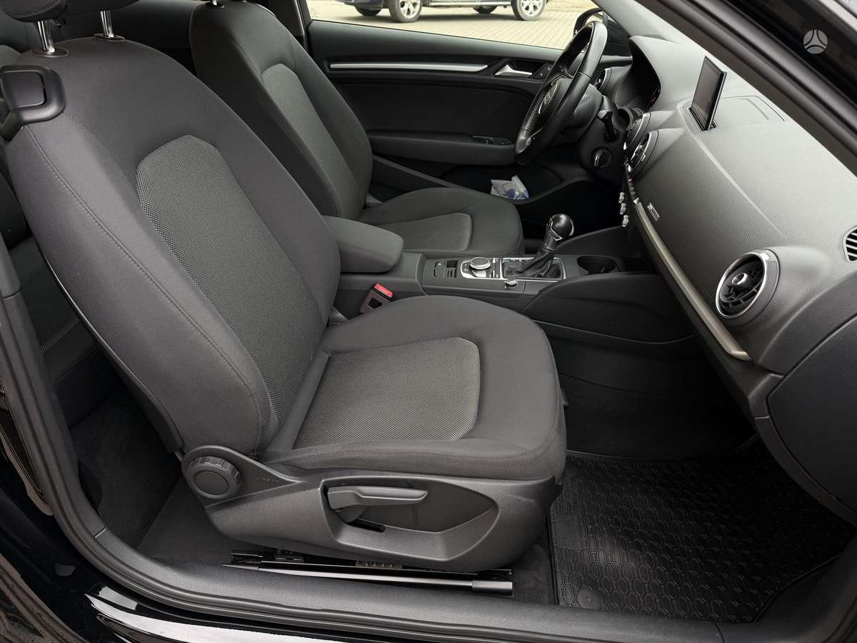 Audi A3, 1.6 l., Хэтчбек