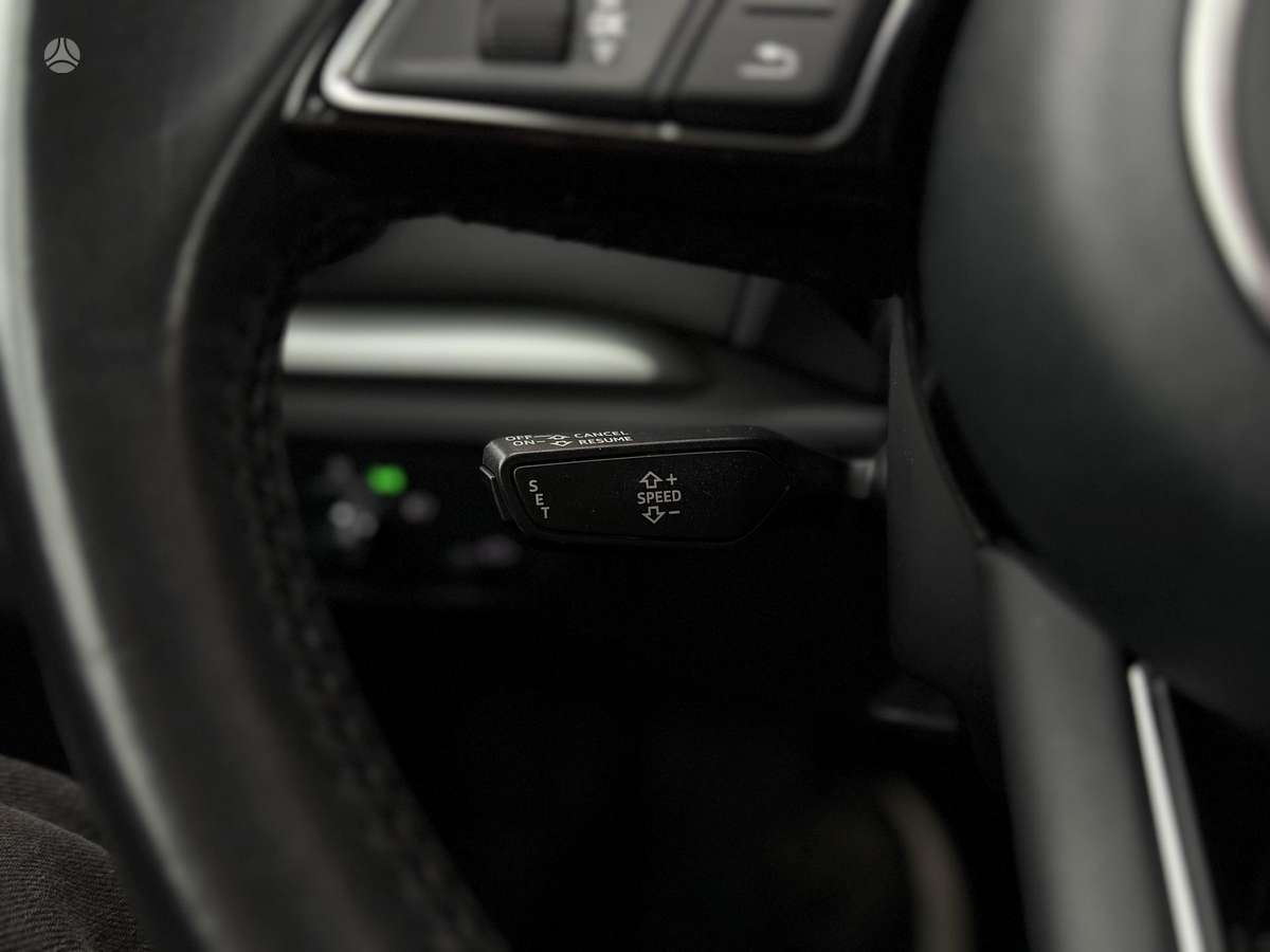 Audi A3, 1.6 l., hatchback