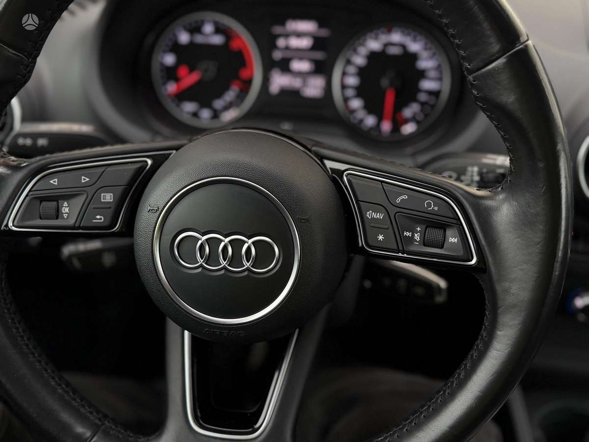 Audi A3, 1.6 l., Хэтчбек