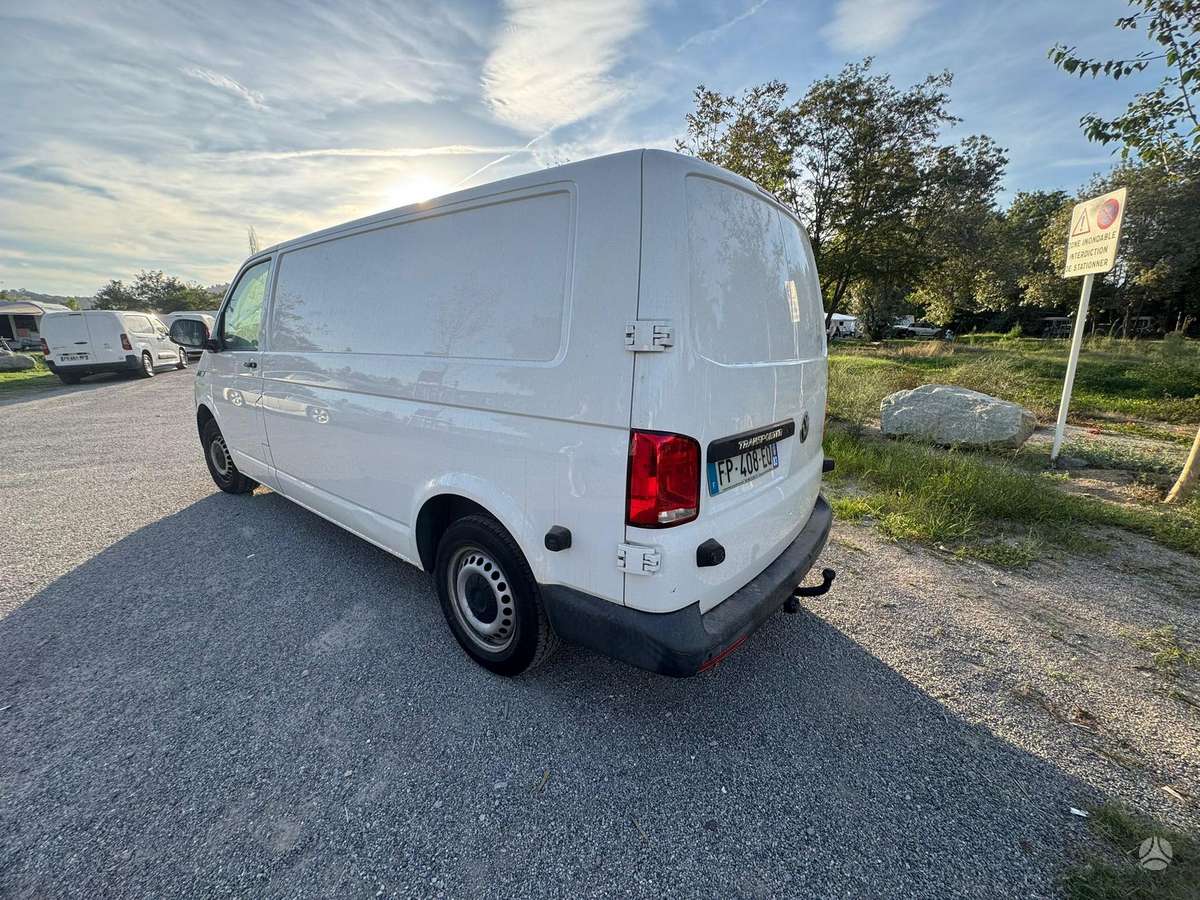 Volkswagen Transporter - 4