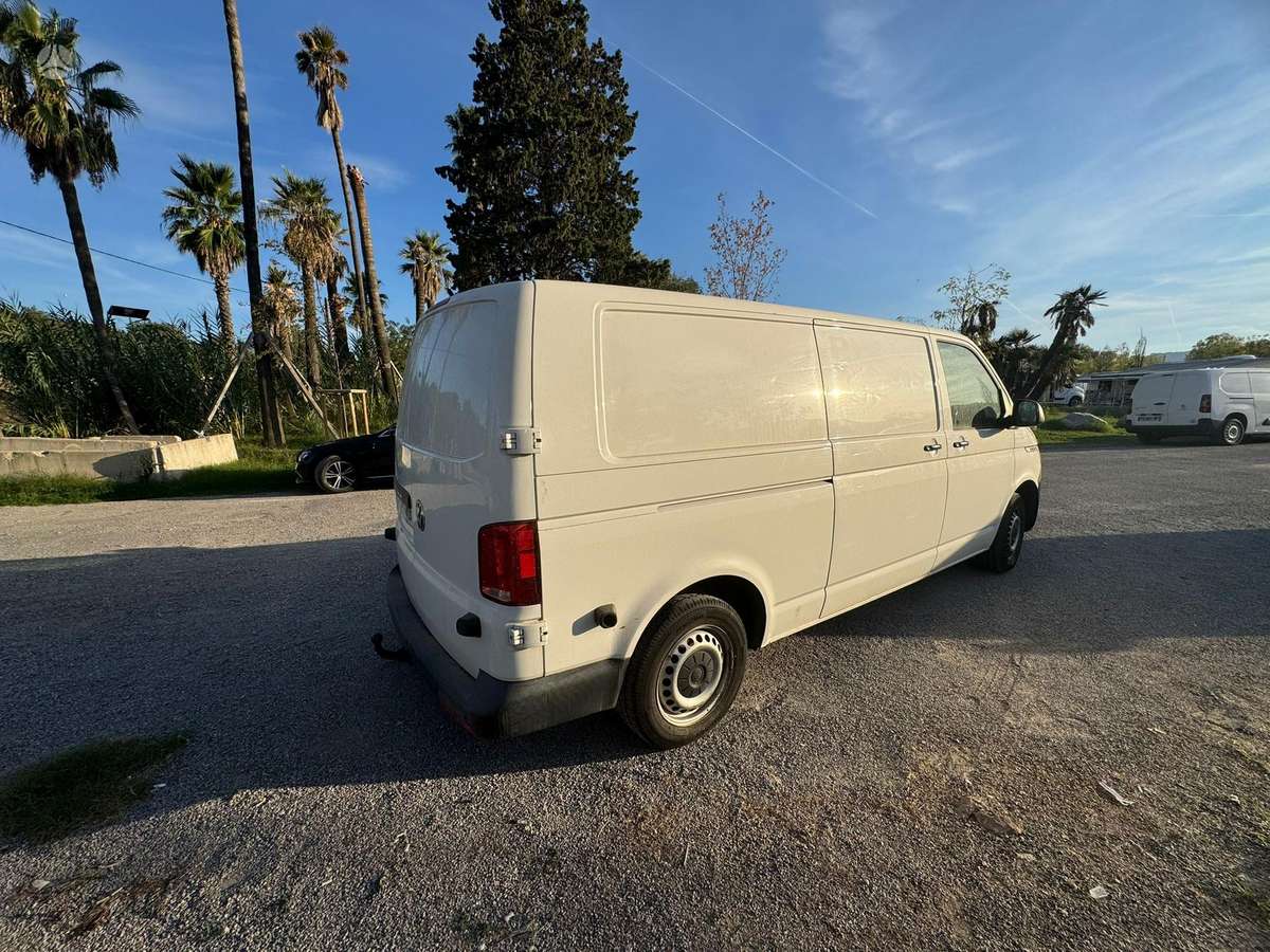 Volkswagen Transporter - 6