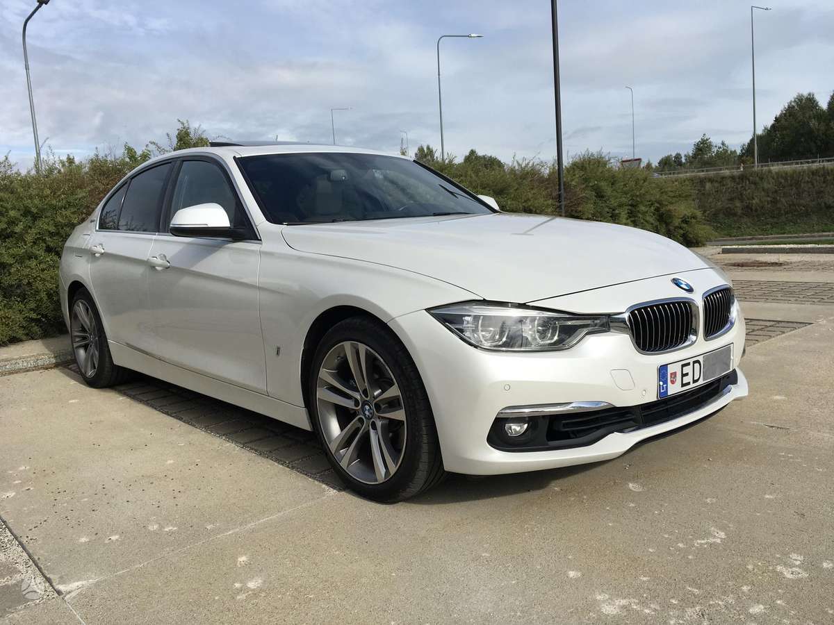 BMW 330 - 1