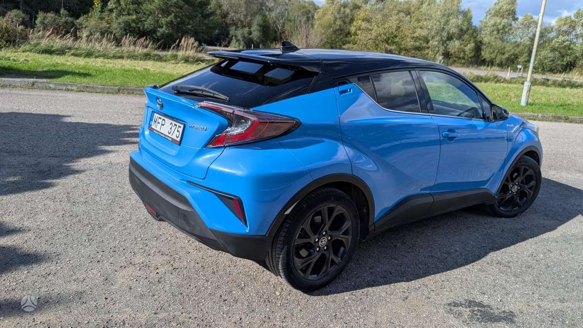 Toyota C-HR - 8
