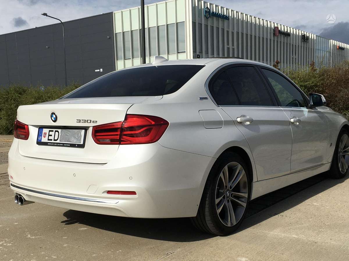 BMW 330 - 7