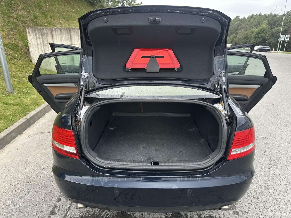 Audi A6, 2.0 l., Седан