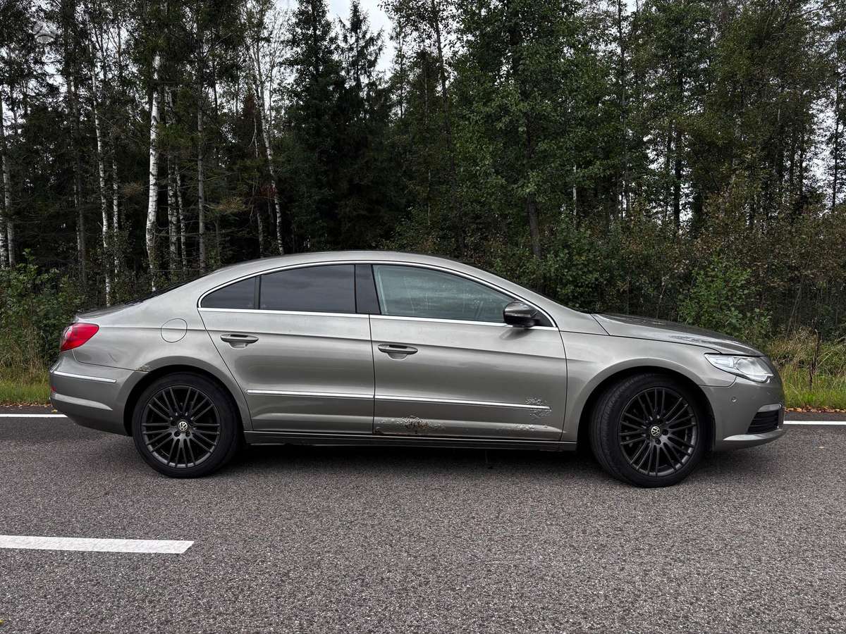 Volkswagen Passat CC - 7