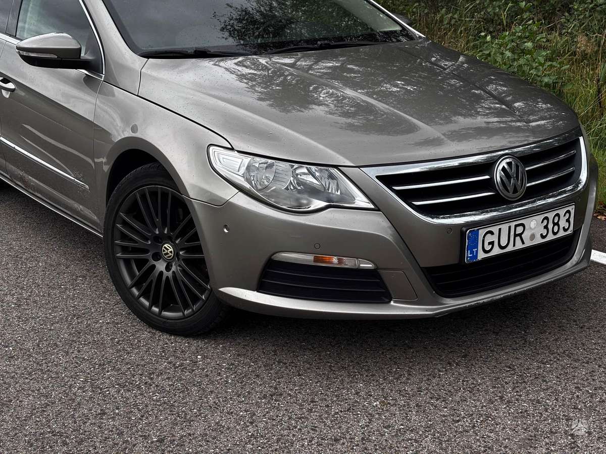 Volkswagen Passat CC - 9