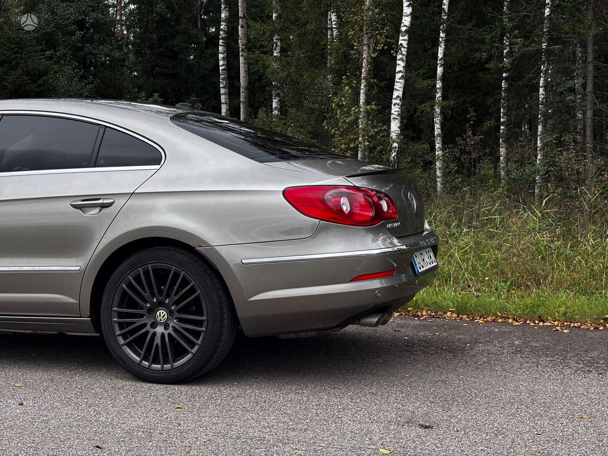 Volkswagen Passat CC - 10