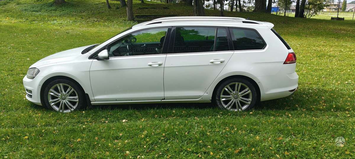 Volkswagen Golf - 2