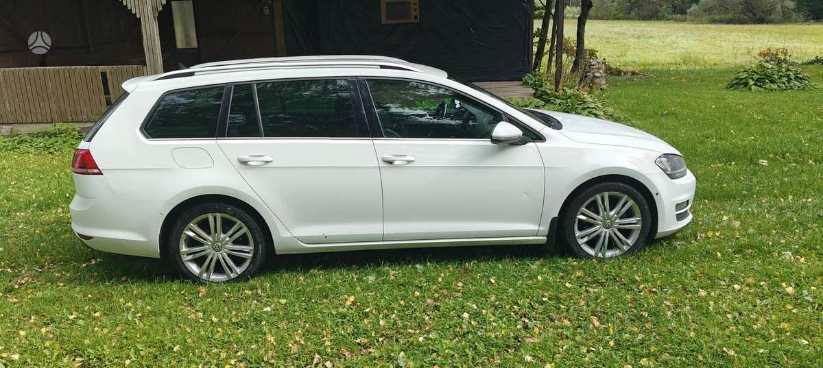 Volkswagen Golf - 5