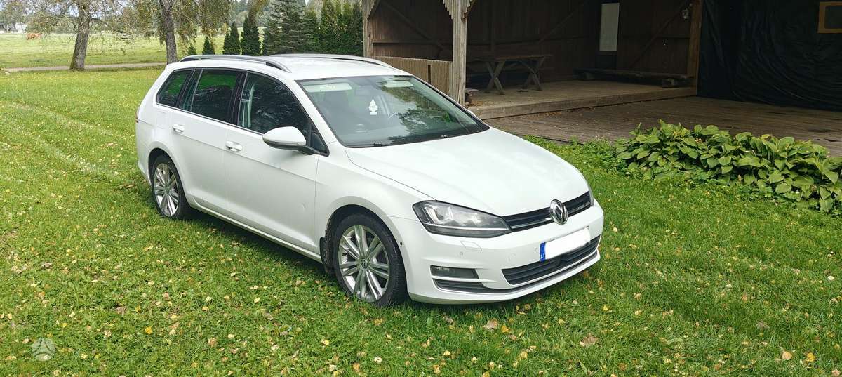 Volkswagen Golf - 6