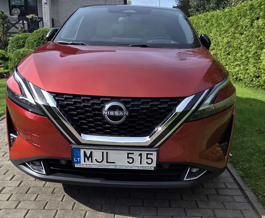 Nissan Qashqai - 1
