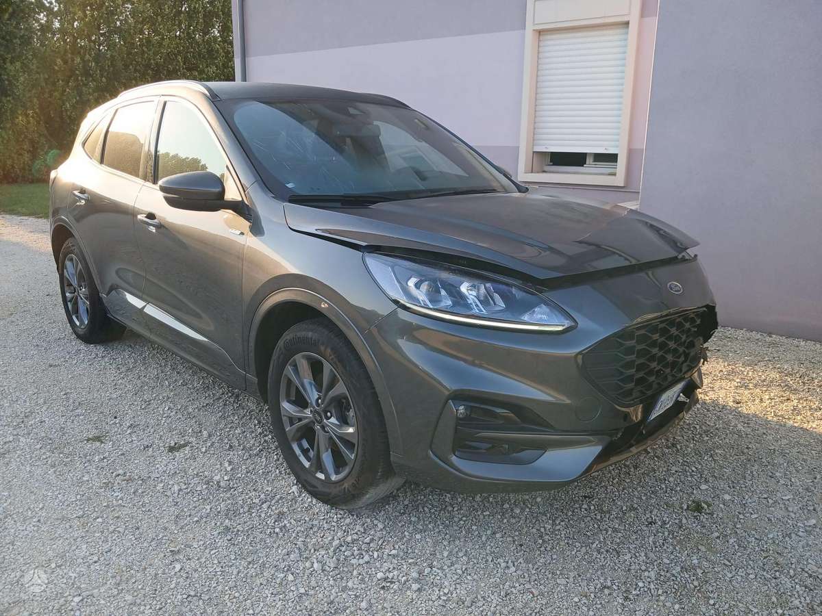Ford Kuga - 2
