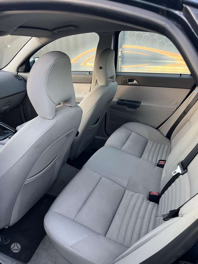 Volvo S40 - 6