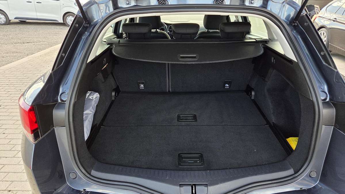 Renault Megane - 8