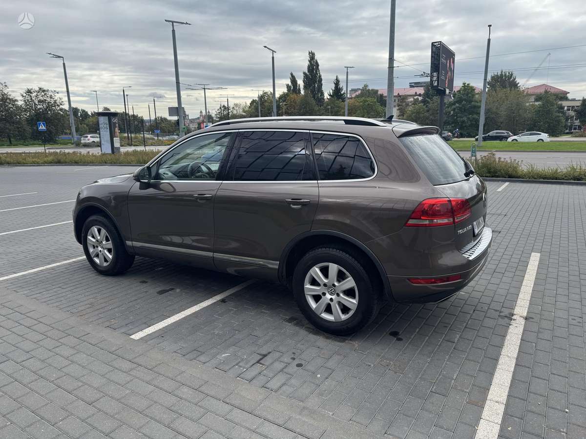 Volkswagen Touareg - 7