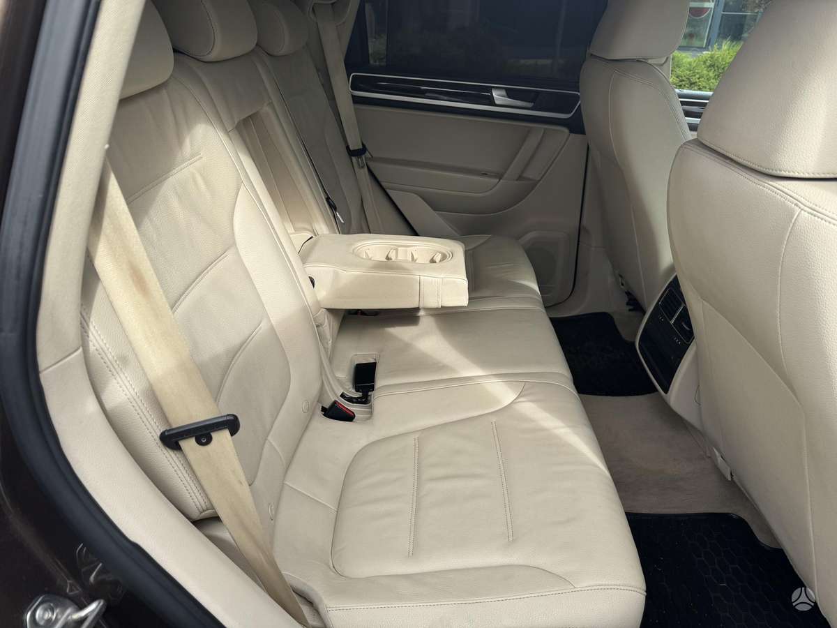 Volkswagen Touareg - 10