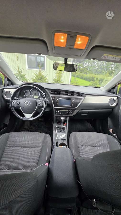 Toyota Auris - 5