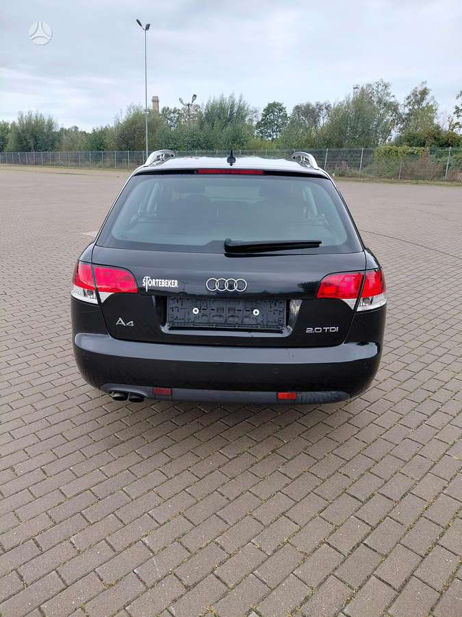 Audi A4 - 5
