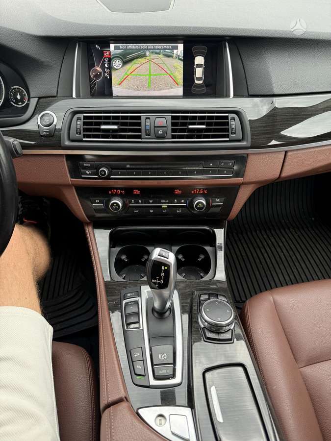 BMW 520 - 12