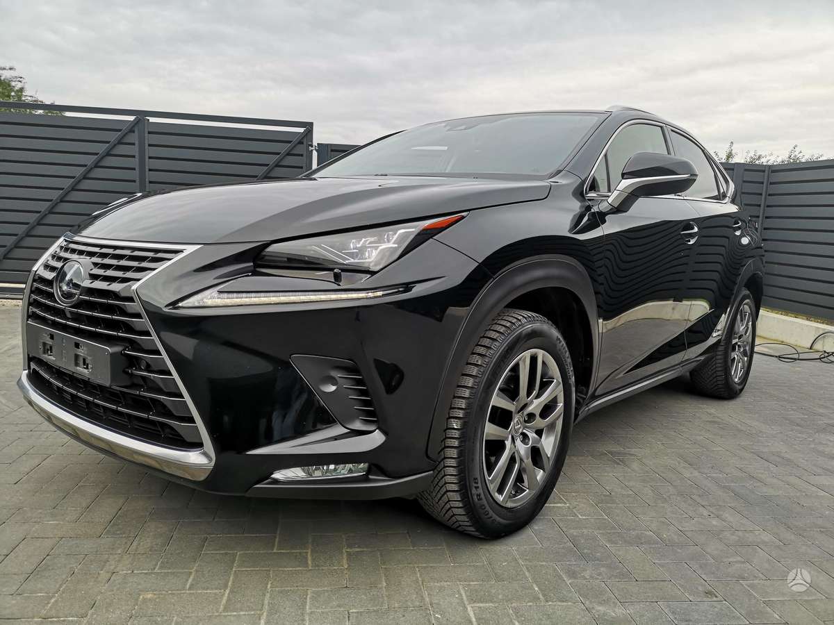 Lexus NX 300h - 6