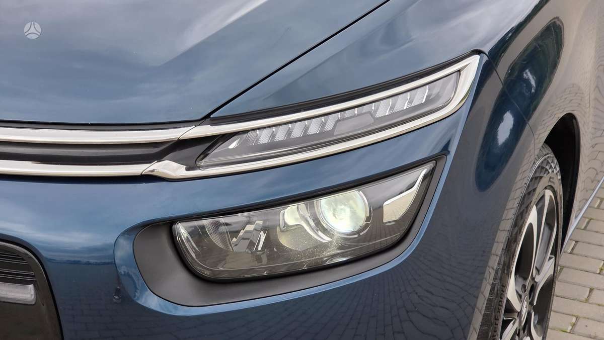 Citroën Grand C4 SpaceTourer - 2