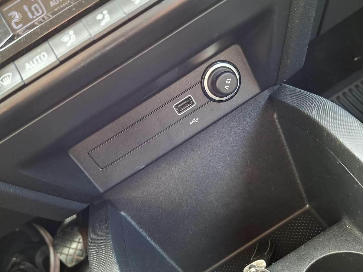 Škoda Fabia - 11