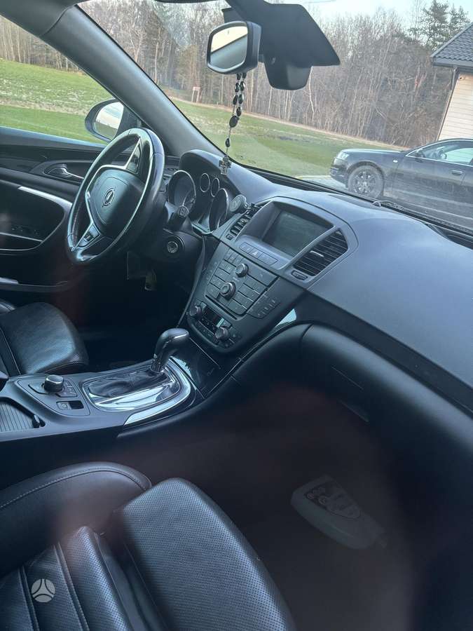 Opel Insignia - 7