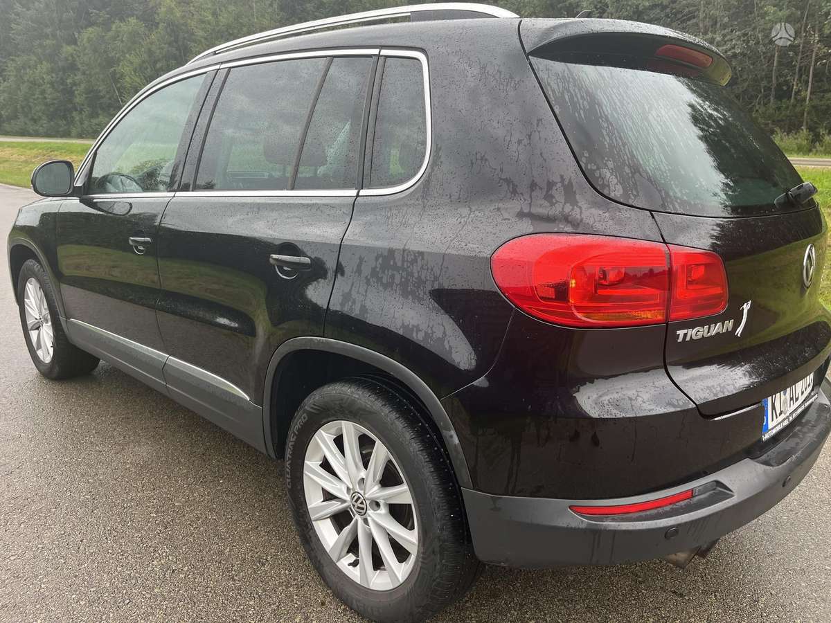Volkswagen Tiguan - 4