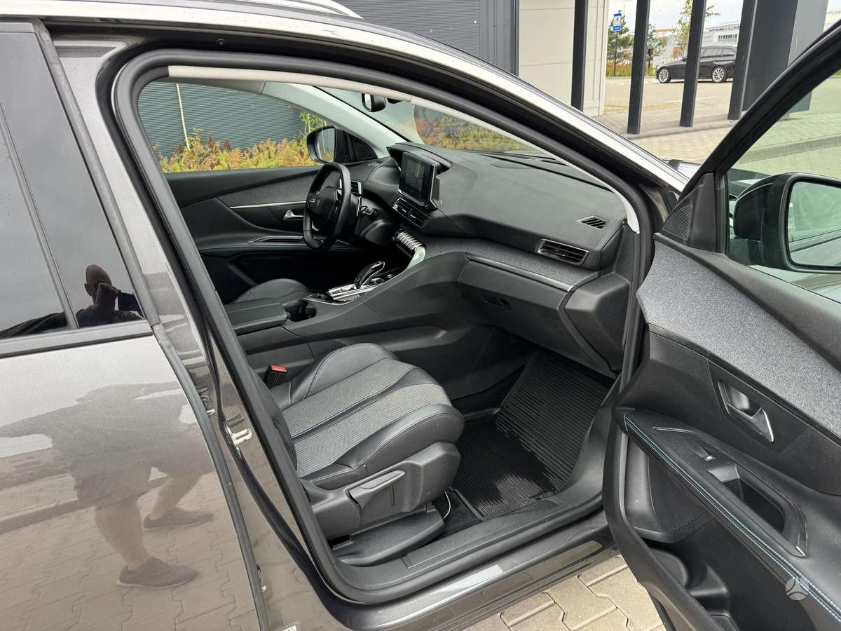 Peugeot 5008 - 12