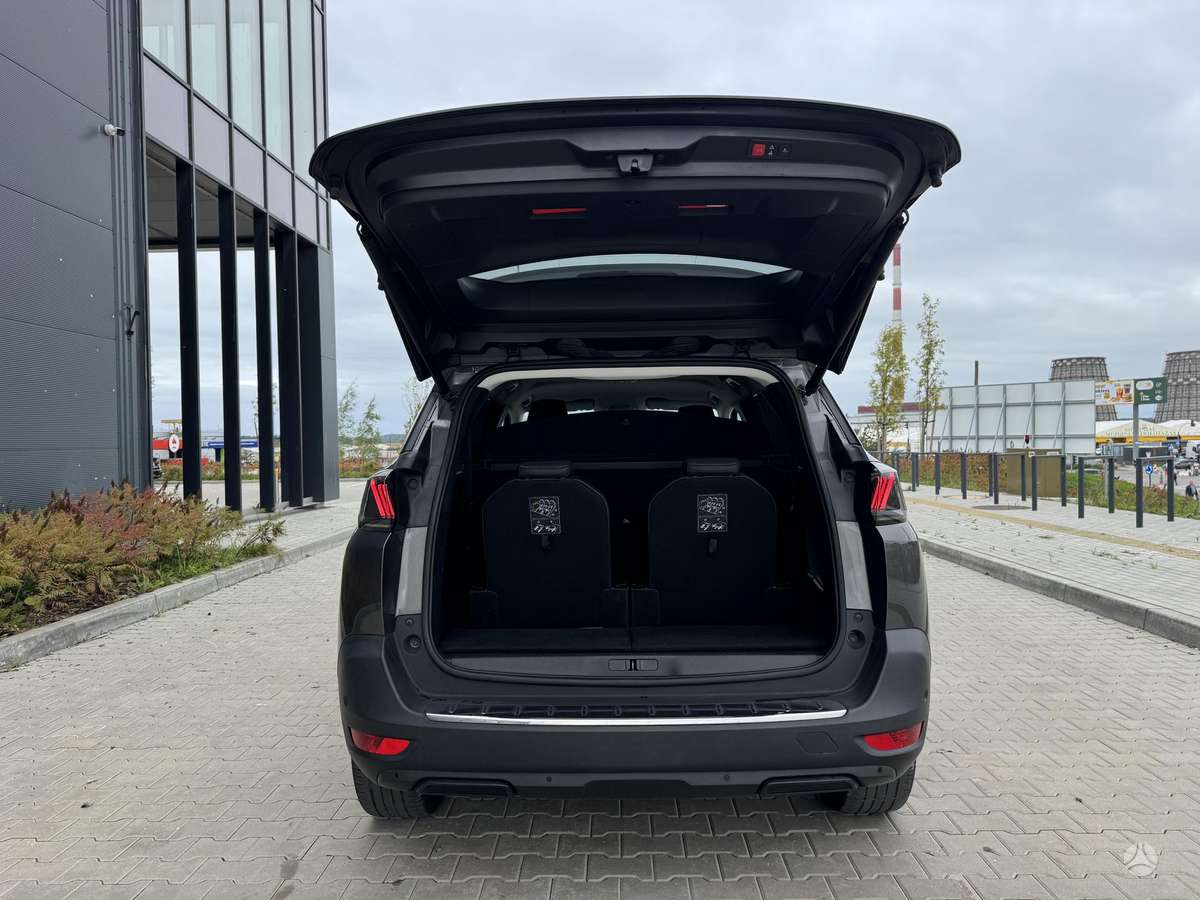 Peugeot 5008 - 5