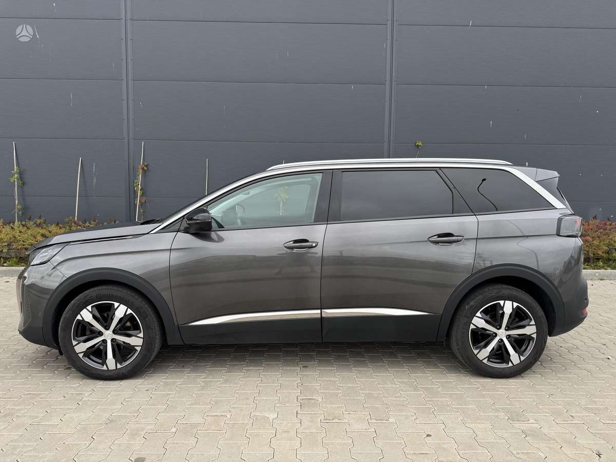 Peugeot 5008 - 8