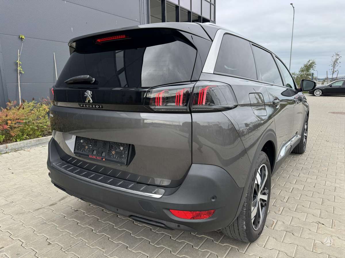 Peugeot 5008 - 4