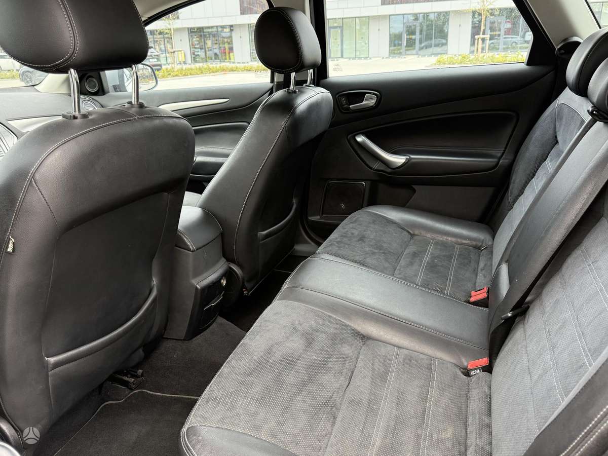Ford Mondeo - 7