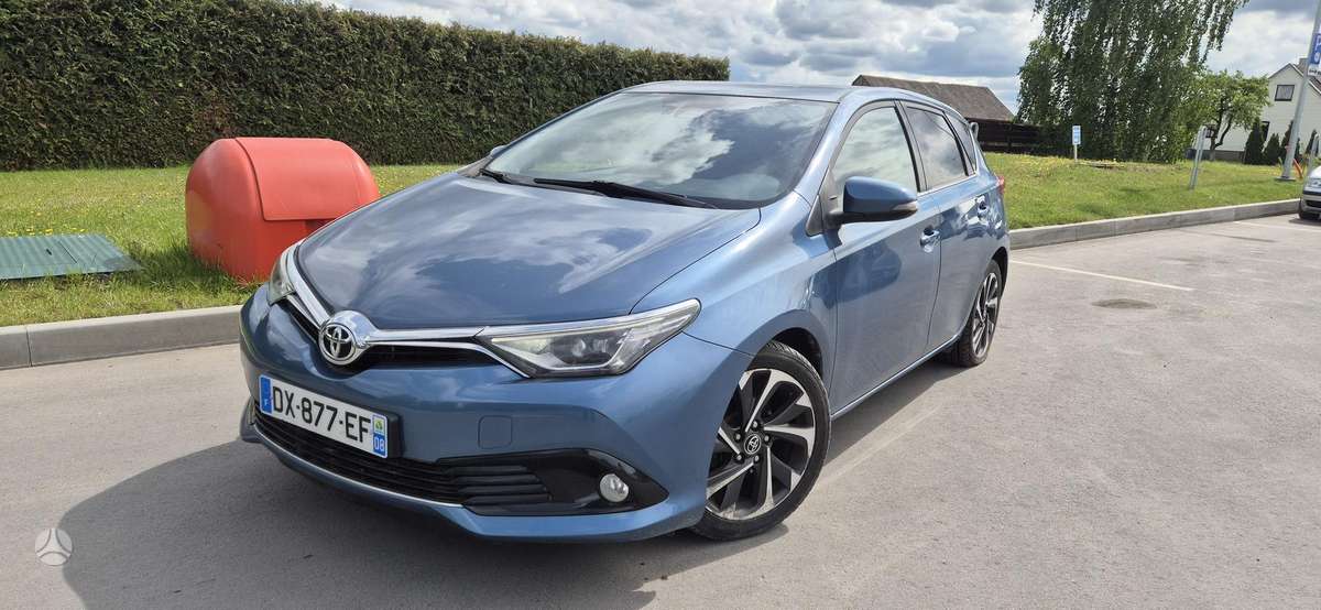 Toyota Auris - 2