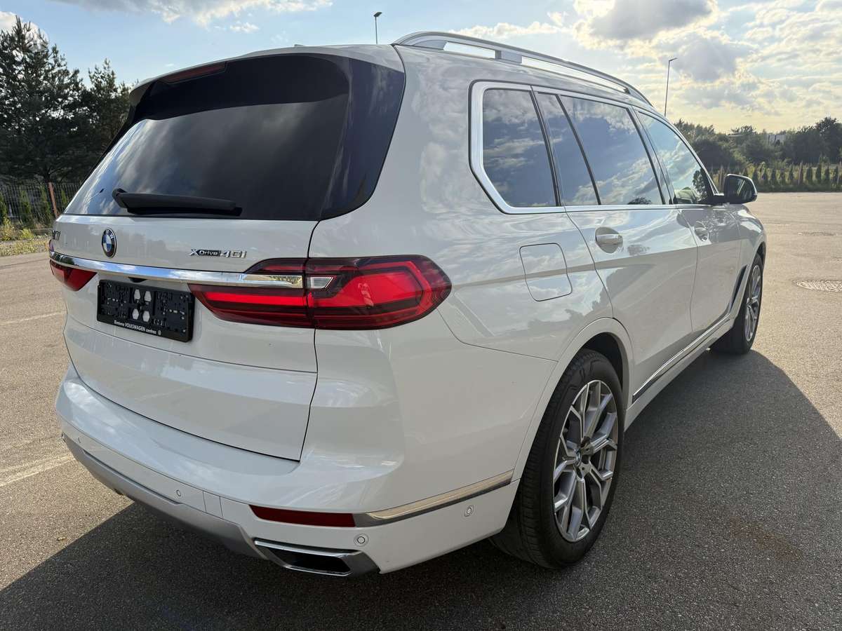 BMW X7 - 9