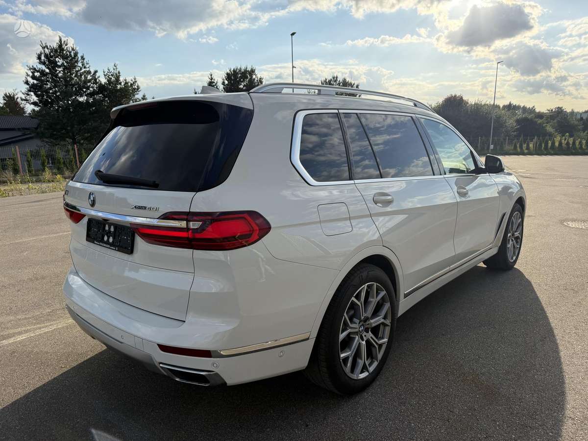 BMW X7 - 10