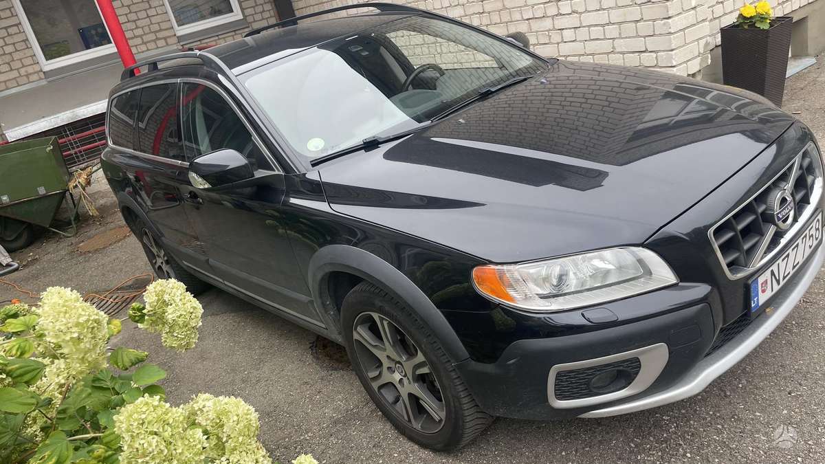 Volvo XC70 - 2